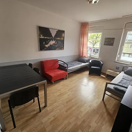 Airport Messe Apartman *